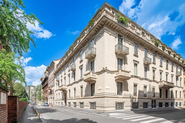 negozio in vendita a Milano