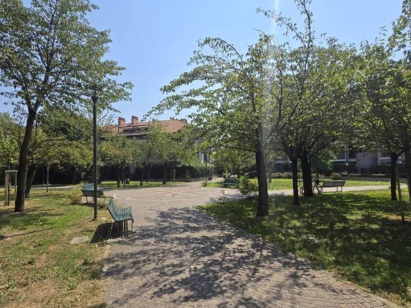 appartamento in vendita a Milano in zona Crescenzago