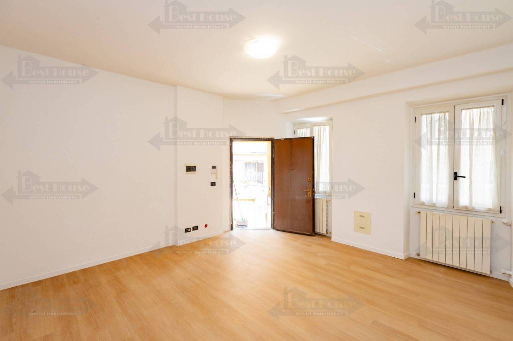 appartamento in vendita a Milano in zona Città Studi