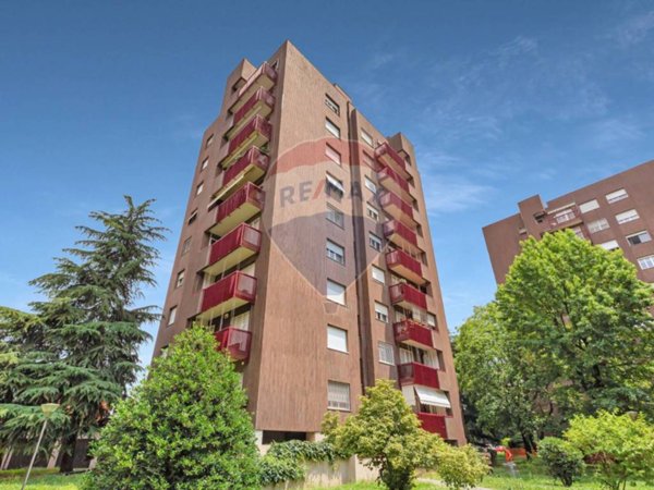appartamento in vendita a Milano in zona Taliedo