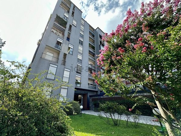 appartamento in vendita a Milano in zona Città Studi