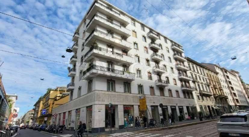locale di sgombero in vendita a Milano in zona Porta Genova