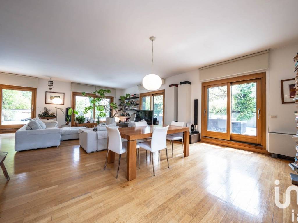 appartamento in vendita a Milano in zona San Siro