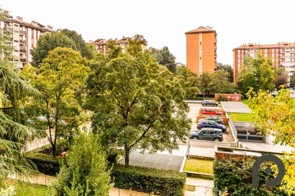 appartamento in vendita a Milano in zona Gallaratese