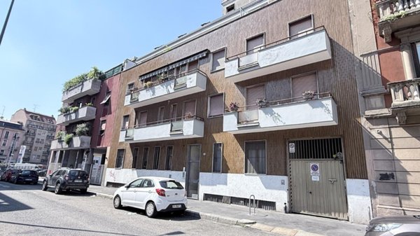 appartamento in vendita a Milano in zona Loreto