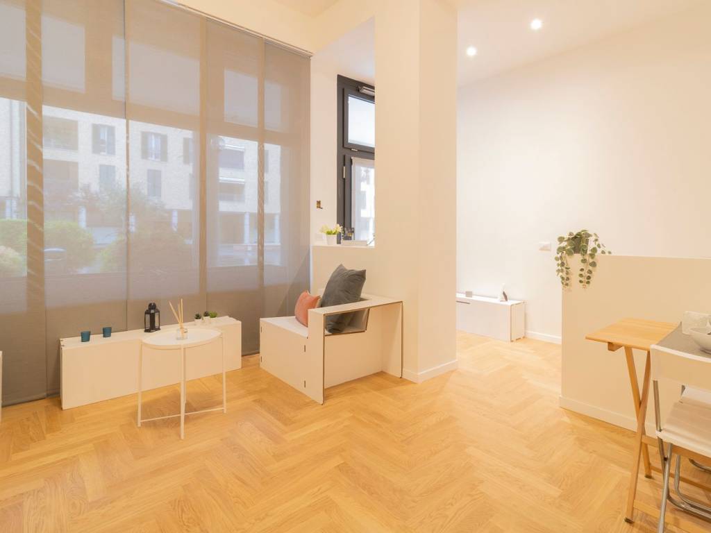 appartamento in vendita a Milano in zona Bocconi