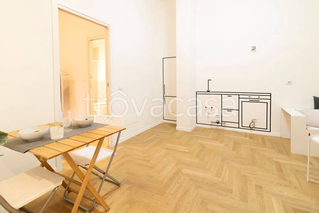 appartamento in vendita a Milano in zona Bocconi