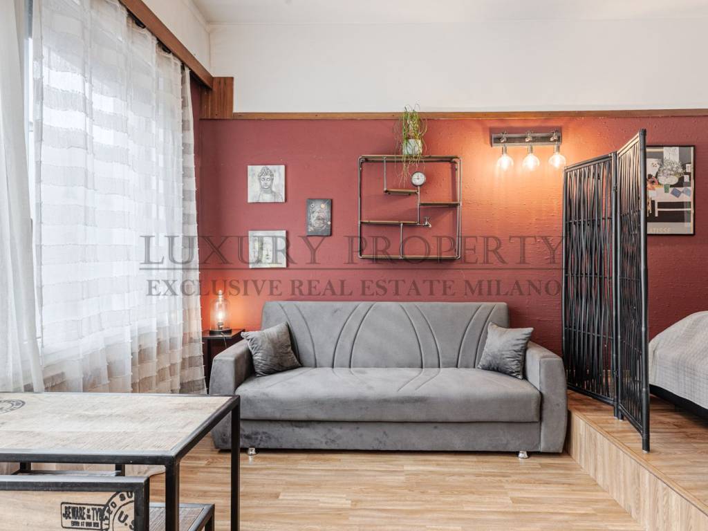 appartamento in vendita a Milano in zona Porta Nuova