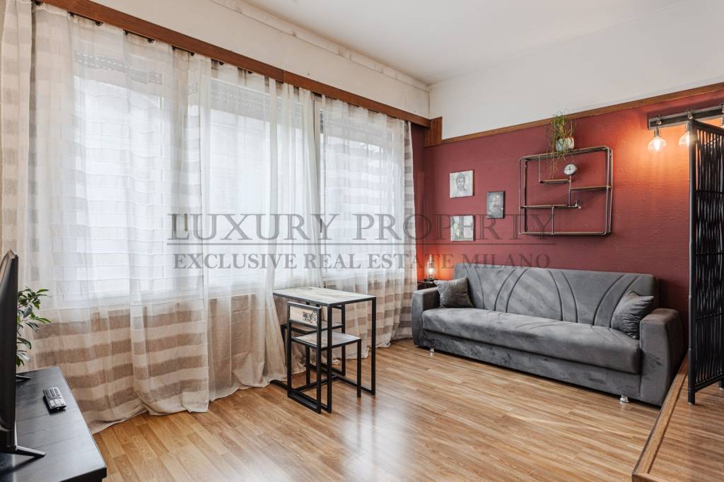 appartamento in vendita a Milano in zona Porta Nuova