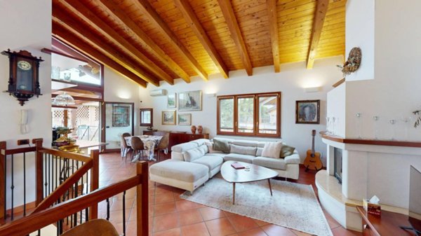 casa indipendente in vendita a Milano in zona Trenno