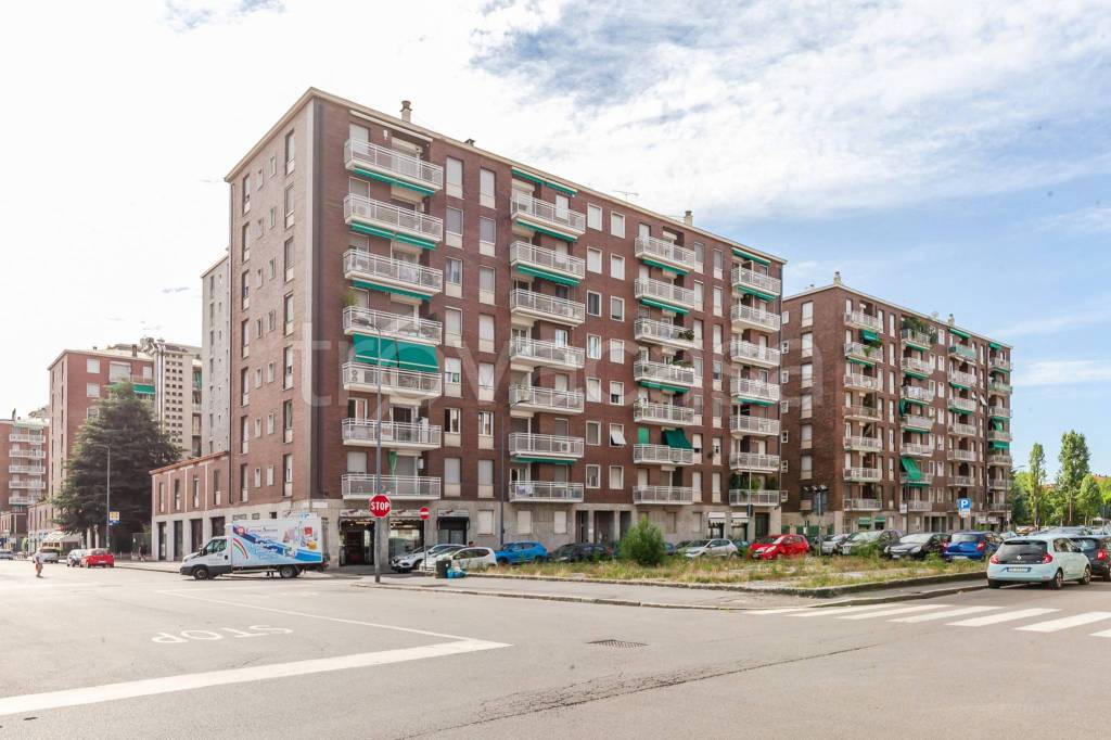 appartamento in vendita a Milano in zona Prato Centenaro