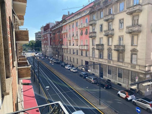 appartamento in vendita a Milano in zona Bocconi