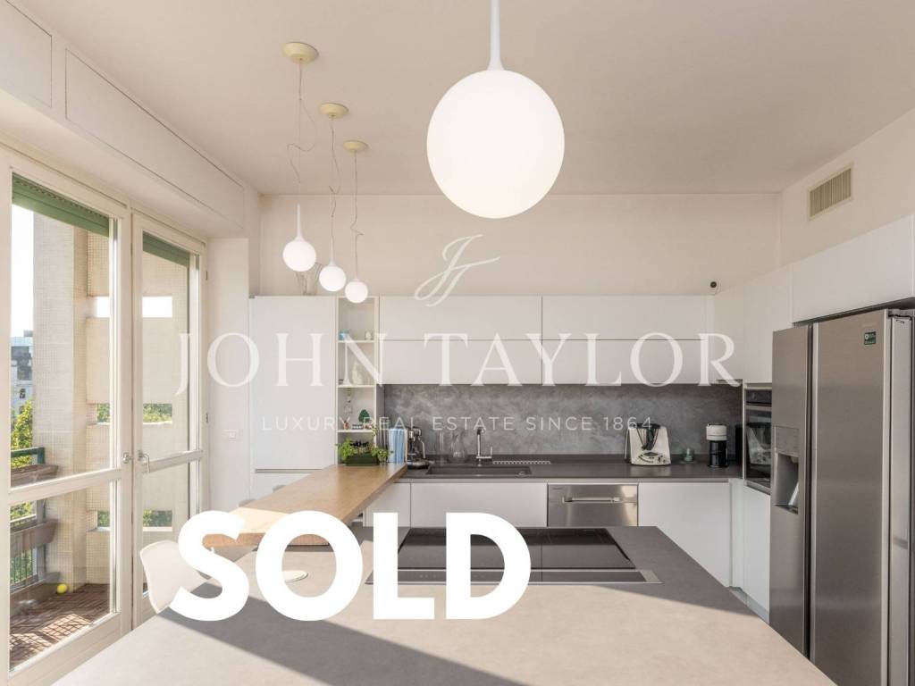 appartamento in vendita a Milano in zona Isola