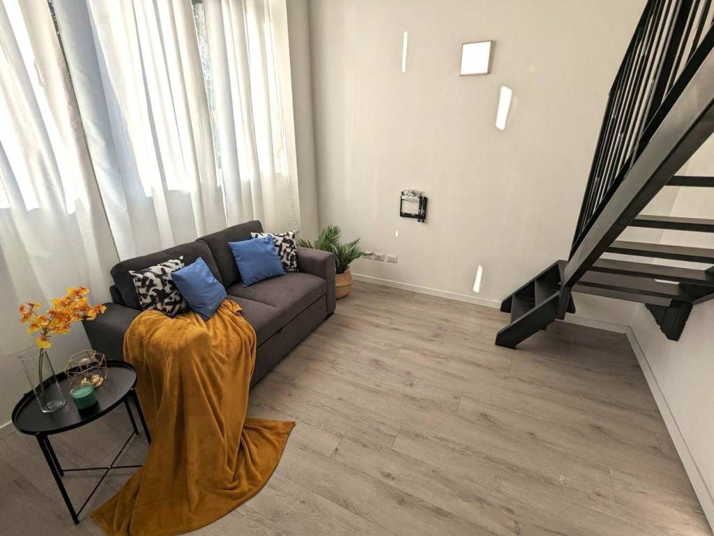 appartamento in vendita a Milano in zona Centro Direzionale