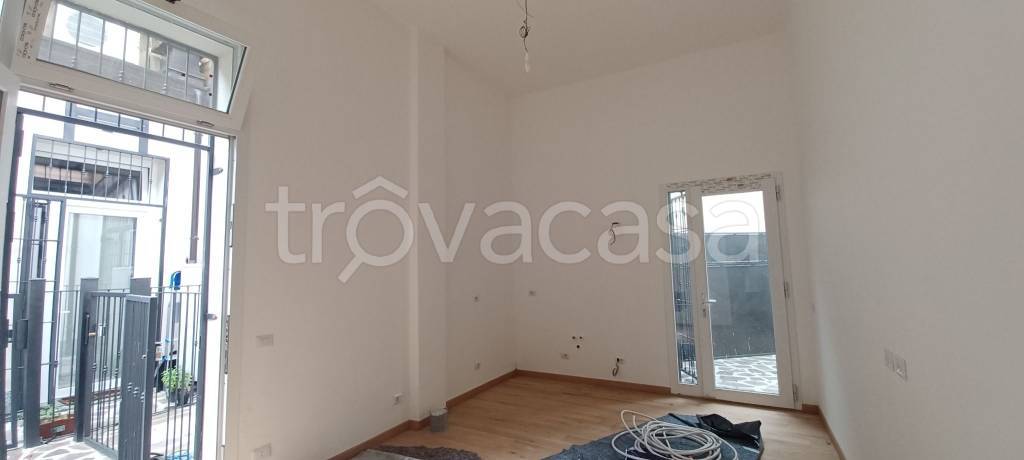 appartamento in vendita a Milano in zona Piazzale Lodi