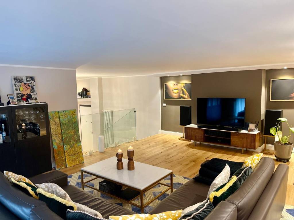 appartamento in vendita a Milano in zona Guastalla