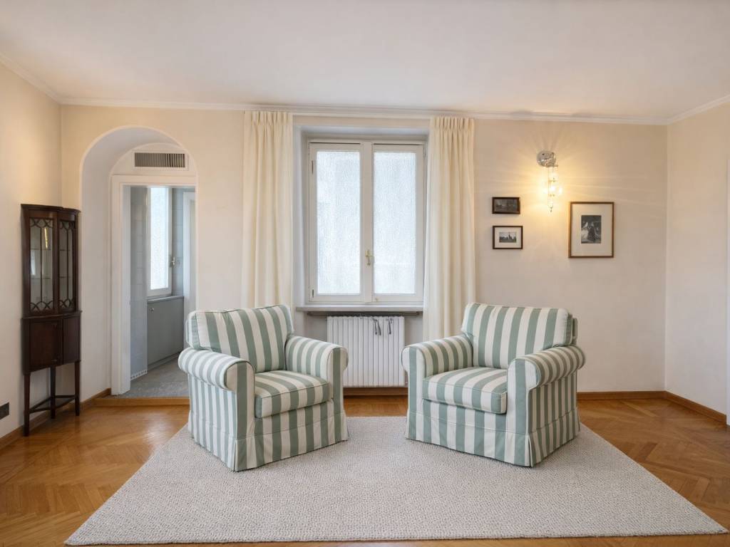 appartamento in vendita a Milano in zona Guastalla