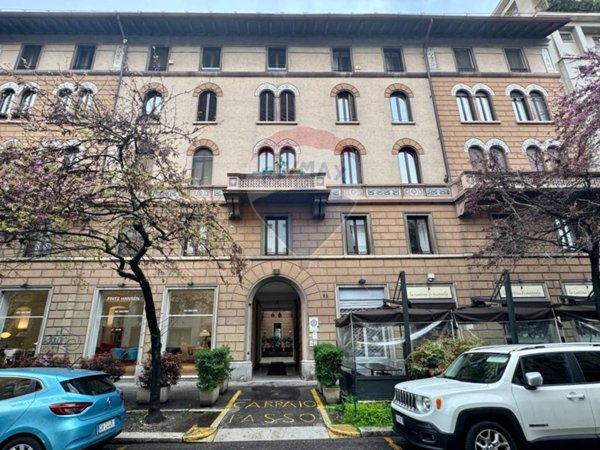 appartamento in vendita a Milano in zona Porta Venezia
