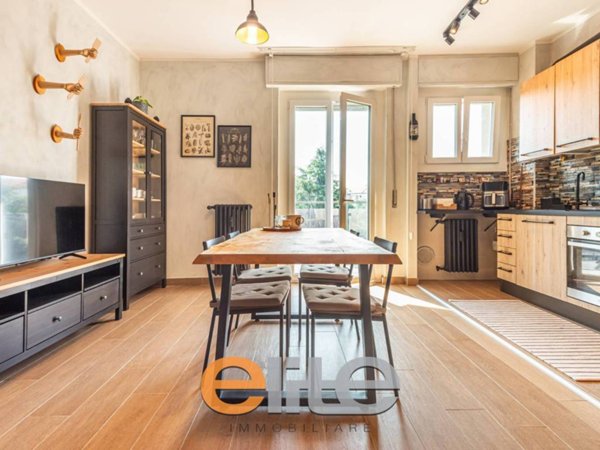 appartamento in vendita a Milano in zona Forlanini