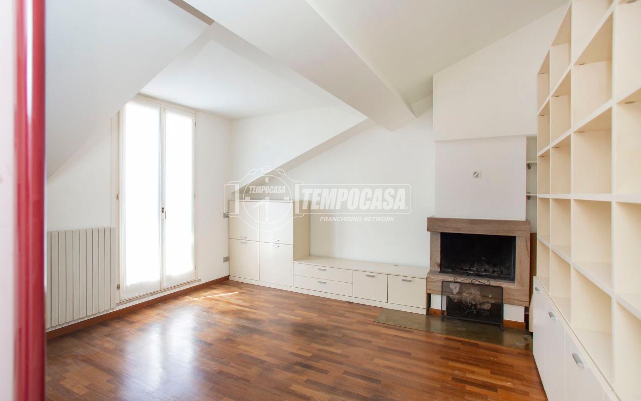 appartamento in vendita a Milano in zona Centro Storico