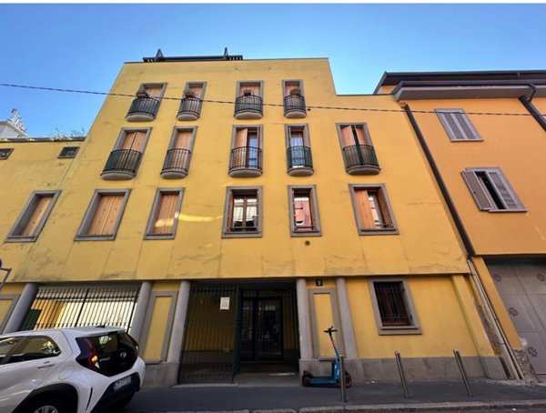 appartamento in vendita a Milano in zona Baggio
