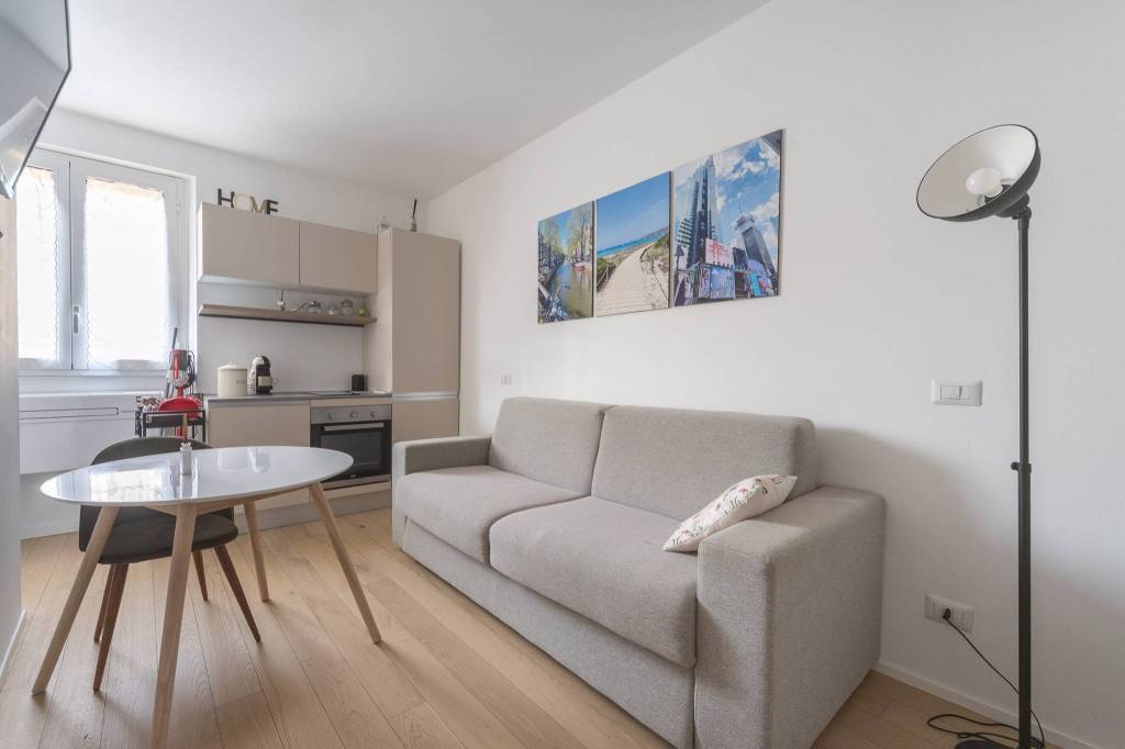 appartamento in vendita a Milano in zona Porta Venezia
