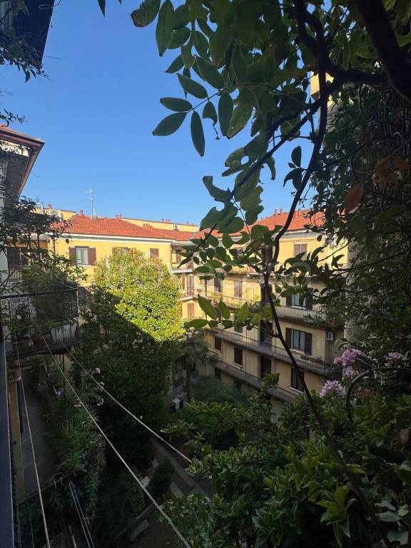 appartamento in vendita a Milano in zona Solari