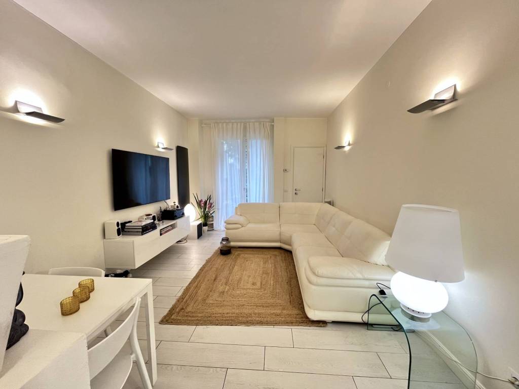 appartamento in vendita a Milano in zona Niguarda