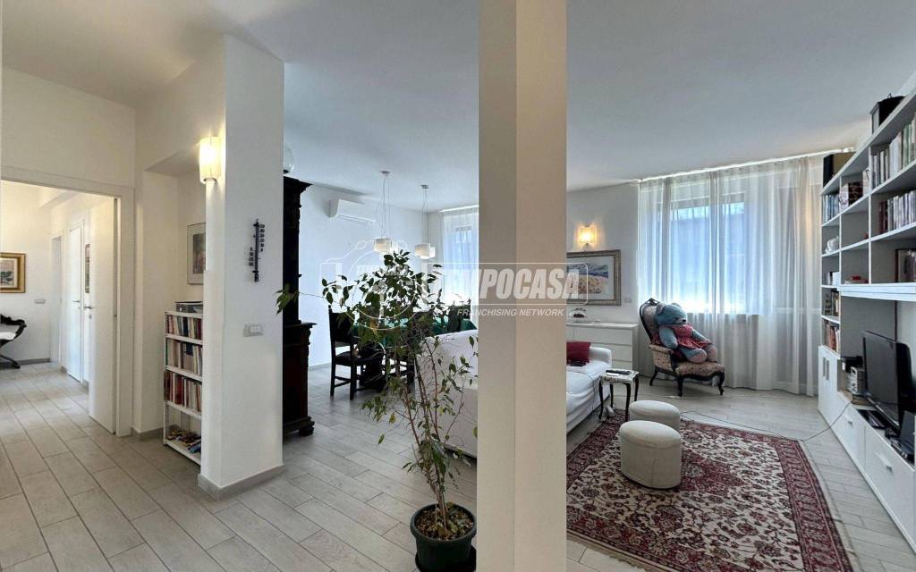 appartamento in vendita a Milano in zona Maggiolina