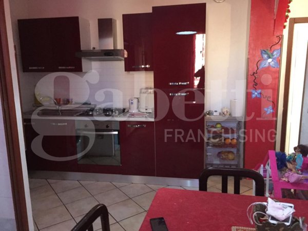 appartamento in vendita a Milano in zona Famagosta