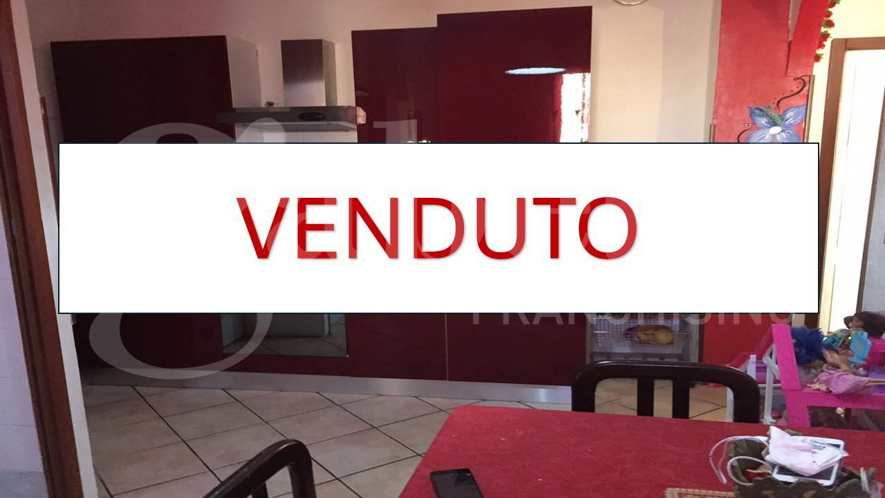appartamento in vendita a Milano in zona Famagosta