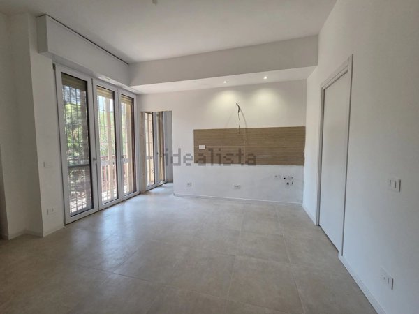 appartamento in vendita a Milano in zona Famagosta