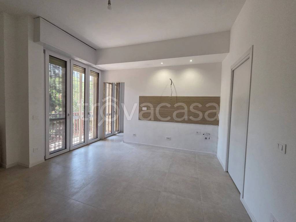 appartamento in vendita a Milano in zona Famagosta
