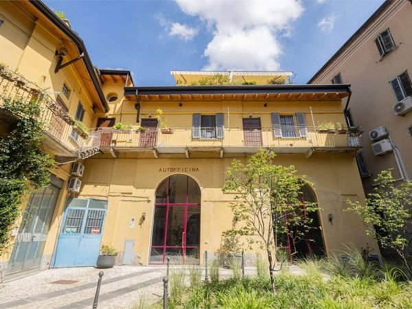 appartamento in vendita a Milano in zona Porta Garibaldi
