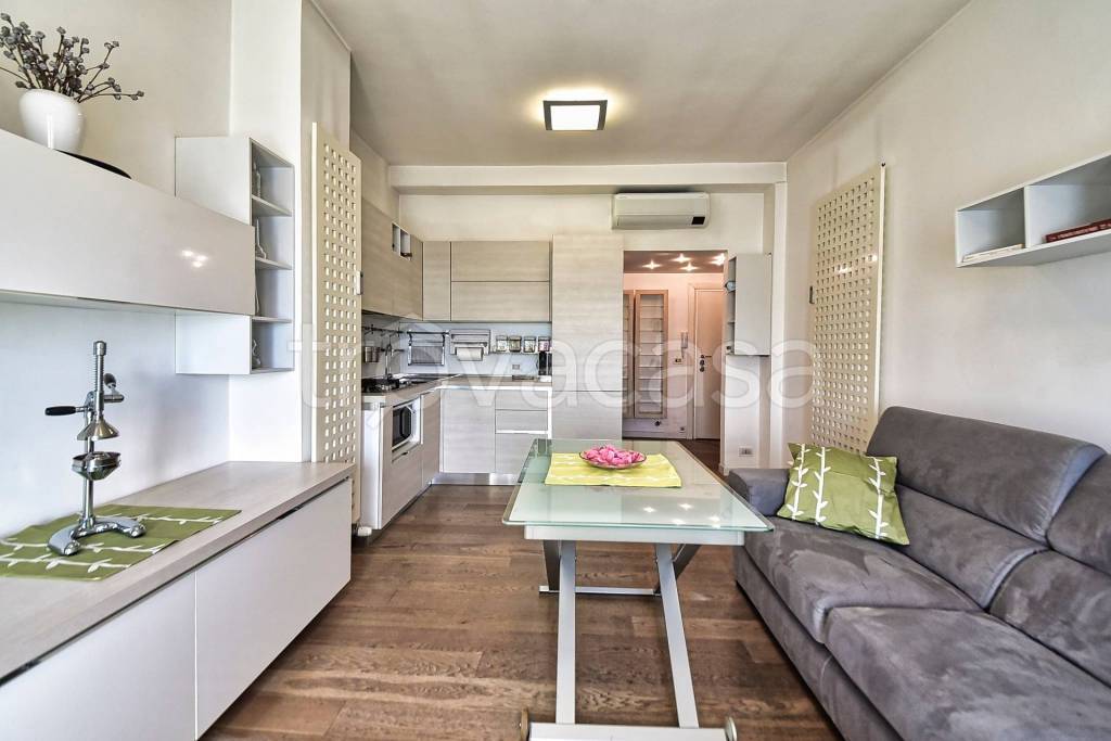 appartamento in vendita a Milano in zona Isola