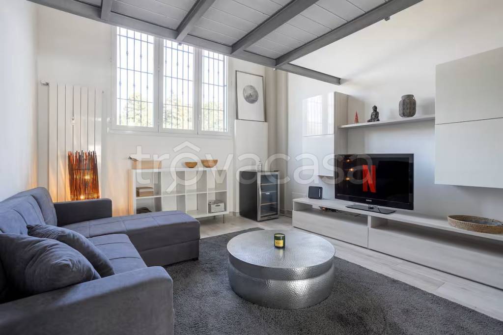 appartamento in vendita a Milano in zona Bocconi