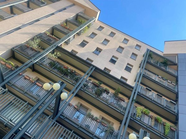appartamento in vendita a Milano in zona Porta Garibaldi