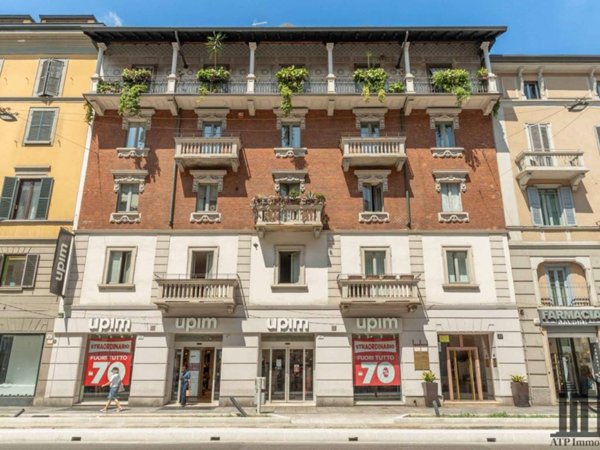 appartamento in vendita a Milano in zona Centro Direzionale