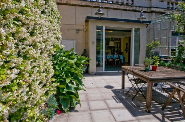 appartamento in vendita a Milano in zona Sant'Ambrogio
