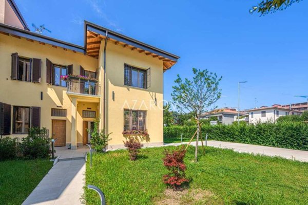 casa indipendente in vendita a Milano in zona Sempione