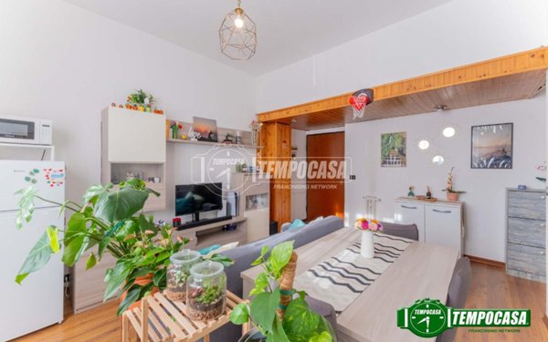 appartamento in vendita a Milano in zona Montalbino