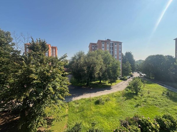 appartamento in vendita a Milano in zona Forlanini
