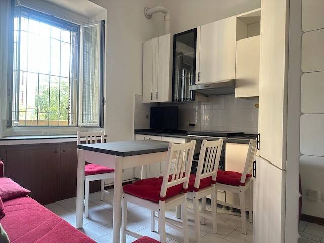 appartamento in vendita a Milano in zona Solari