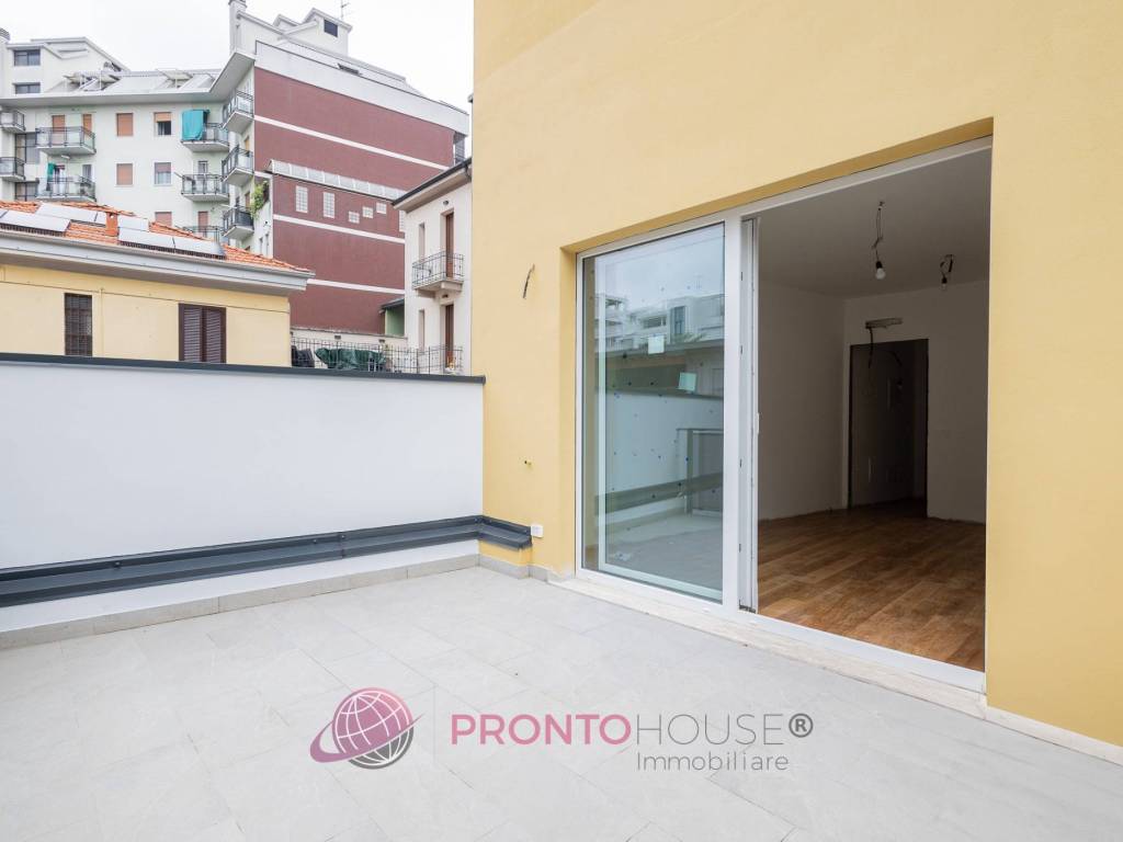 appartamento in vendita a Milano in zona Crescenzago