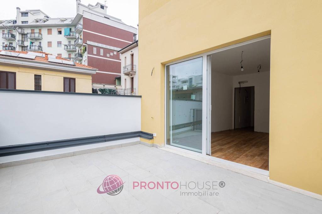 appartamento in vendita a Milano in zona Crescenzago