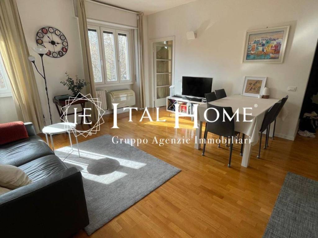 appartamento in vendita a Milano in zona Solari