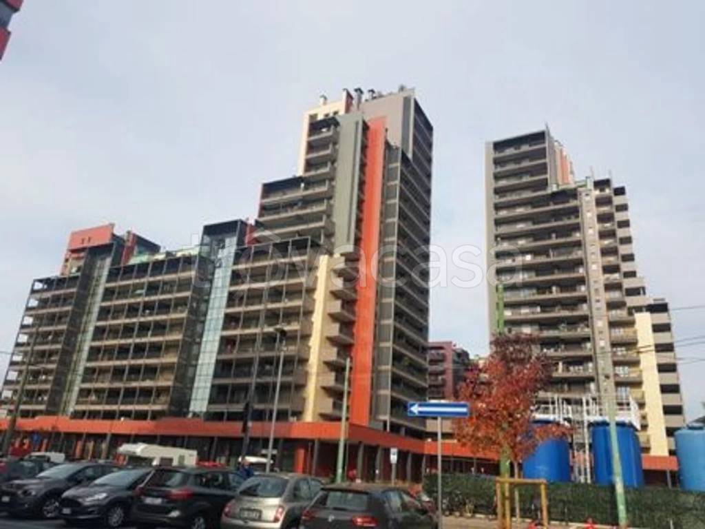 ufficio in vendita a Milano in zona Bovisa