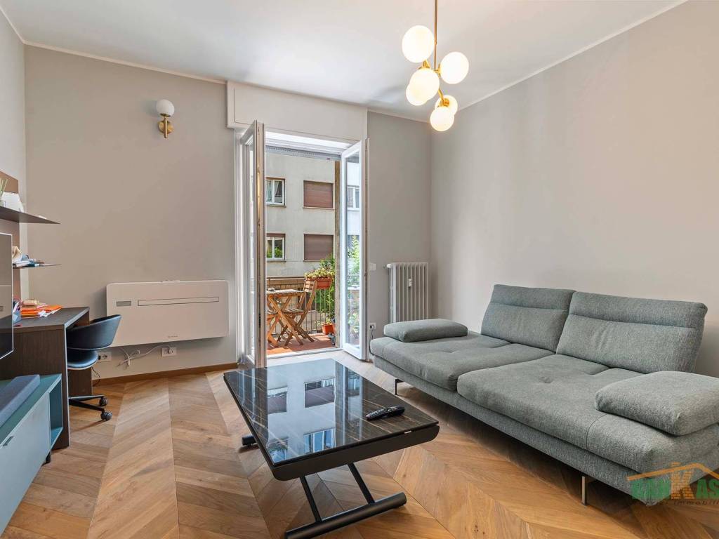 appartamento in vendita a Milano in zona Loreto