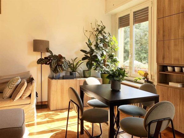 appartamento in vendita a Milano in zona Corvetto