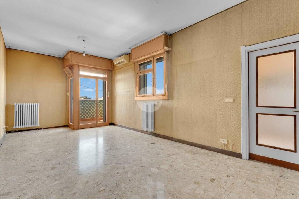 appartamento in vendita a Milano in zona Gratosoglio